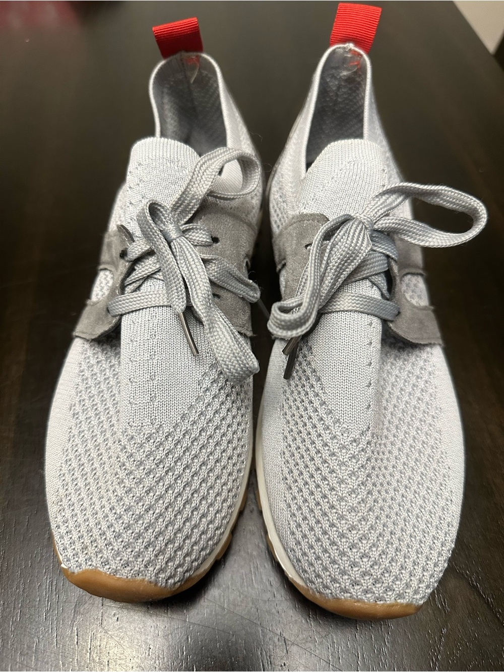Woman’s Knit Casual Sneakers in Light Gray